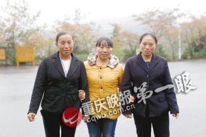 三個農家女有幸參演《變4》從左到右：何魚瓊、倪素蓉、田應瓊。