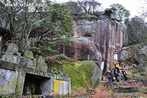鳳來之美:大石箐寺廟群