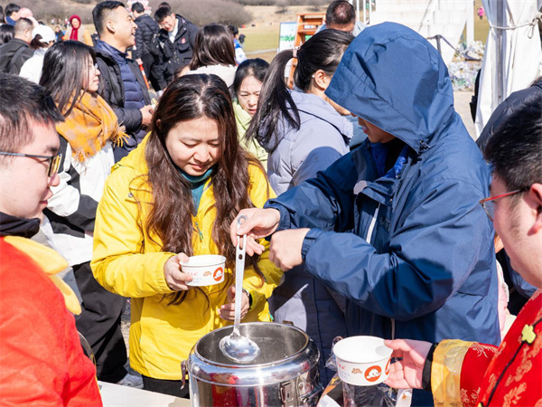 景區為游客免費提供湯圓